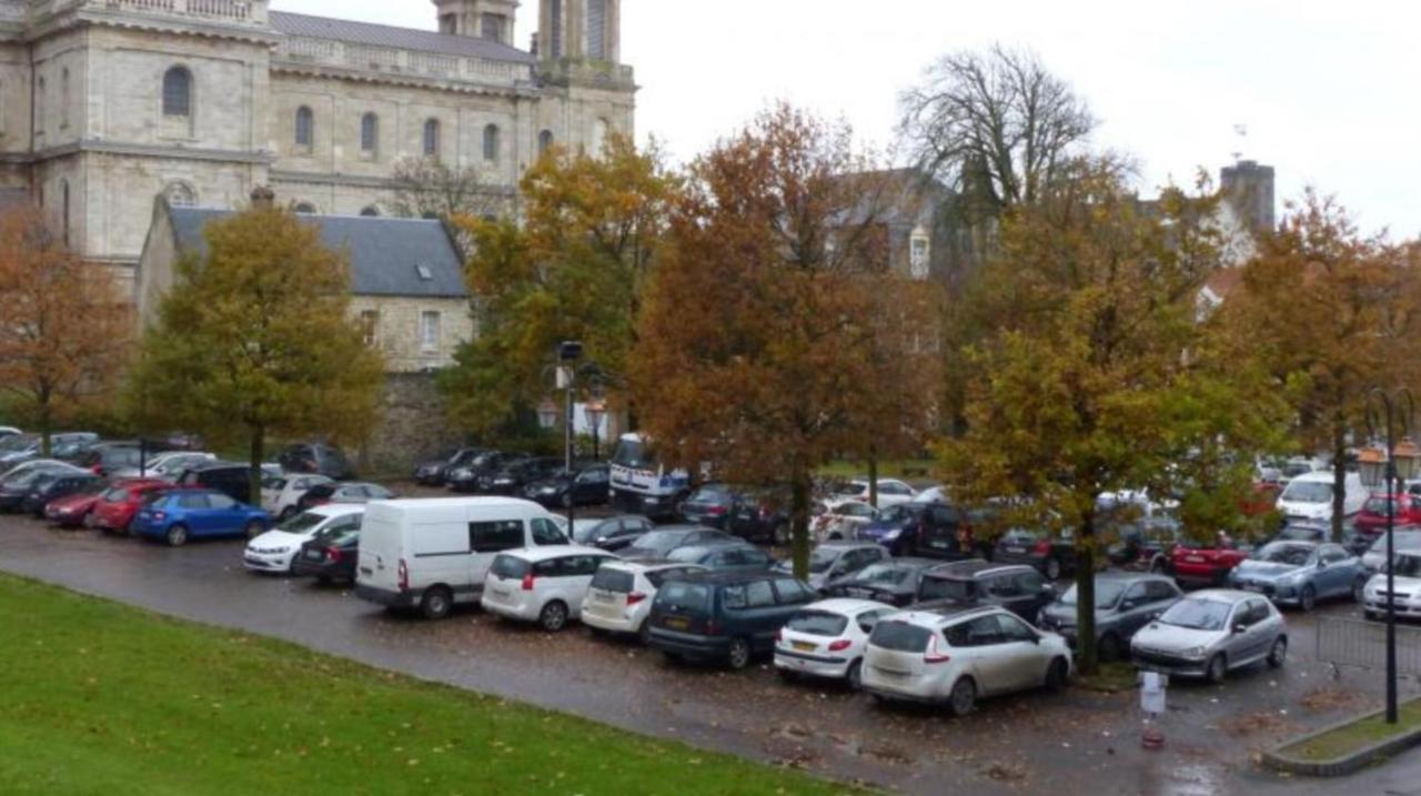 T3 En Vieille Ville 2Adult 2 Enfants Parking Gratuit - By La Source D'Orfee Boulogne-sur-Mer Eksteriør bilde